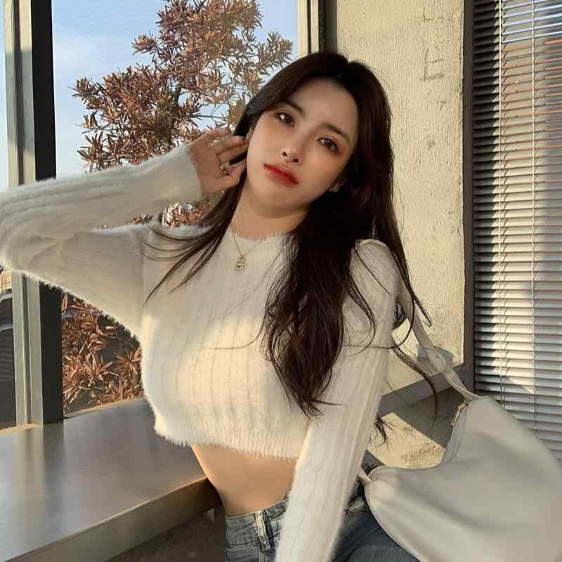 ニット レディース トップス へそ出し ショート丈 ニットソー プルオーバー タイト 無地 長袖 ラウンドネック 春 秋 白 黒 ピンク ブル..