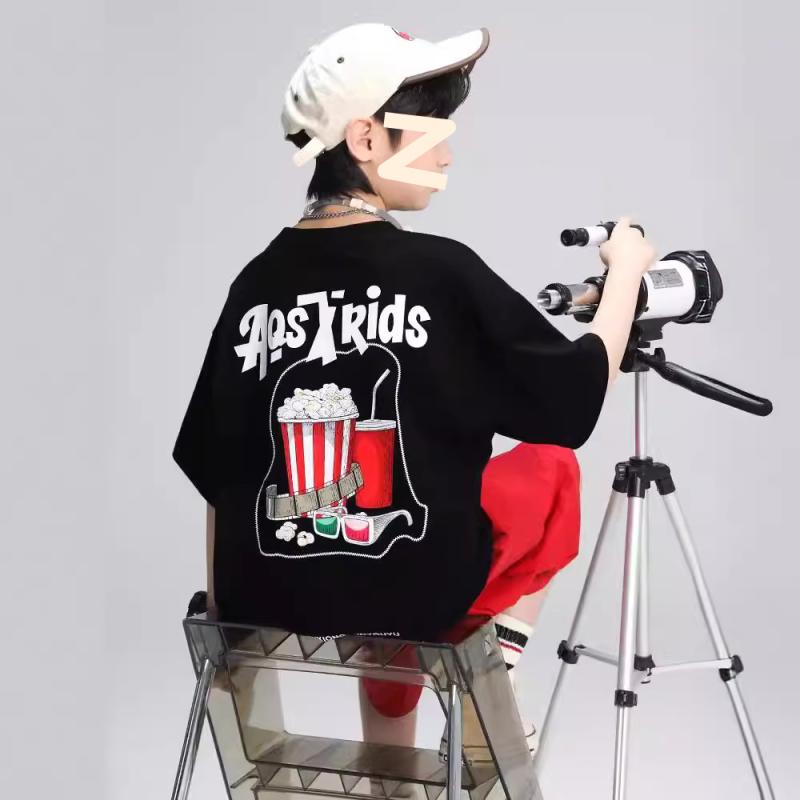キッズ 男の子 夏服 Tシャツ ハーフパンツ 上下セット 薄手 スポーツ ウェア 綿混紡 カートゥーン プリント 120cm 130cm 140cm 150cm 160cm 170cm ブラック ホワイト