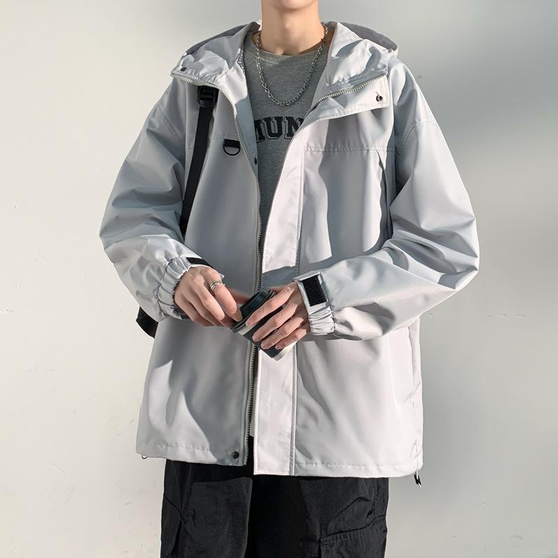 マウンテンパーカー メンズ レディース アウトドア 登山用 防風 ジャケット ワークスタイル ゆったり カジュアル フード付き アウター 軽量 秋 冬 普段使い 通勤 シンプル 無地 作業着・機能: 通気性、防水、耐摩耗、防風、吸湿速乾・カテゴリ: ジャケット・スタイル: スポーツ・ネックライン: 襟付き・フィット感: ルーズ・フード: フード付き・厚さ: 普通・柄: 無地、バイカラー・素材名: 化学繊維混紡・主な素材: ポリエステル100%・裏地素材: ポリエステル100%・用途: カジュアル・デザイン: ジッパー装飾・裾の形状: ストレート・加工: 形態安定・着丈: 標準・ポケット: ジッパー付きポケット・着用方法: アウター・袖丈: 長袖・カラー展開: ブラック、ライトグレー、グリーン・サイズ展開: M, L, XL, 2XL, 3XL, 4XL・袖の形状: 標準・対象年齢: 大人・対象性別: 男性