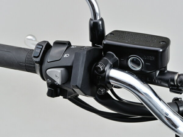 【在庫有】デイトナ（DAYTONA）バイク専用 スリム USB電源 スレンダーUSB （5V 2.4A×2ポート）(98438)