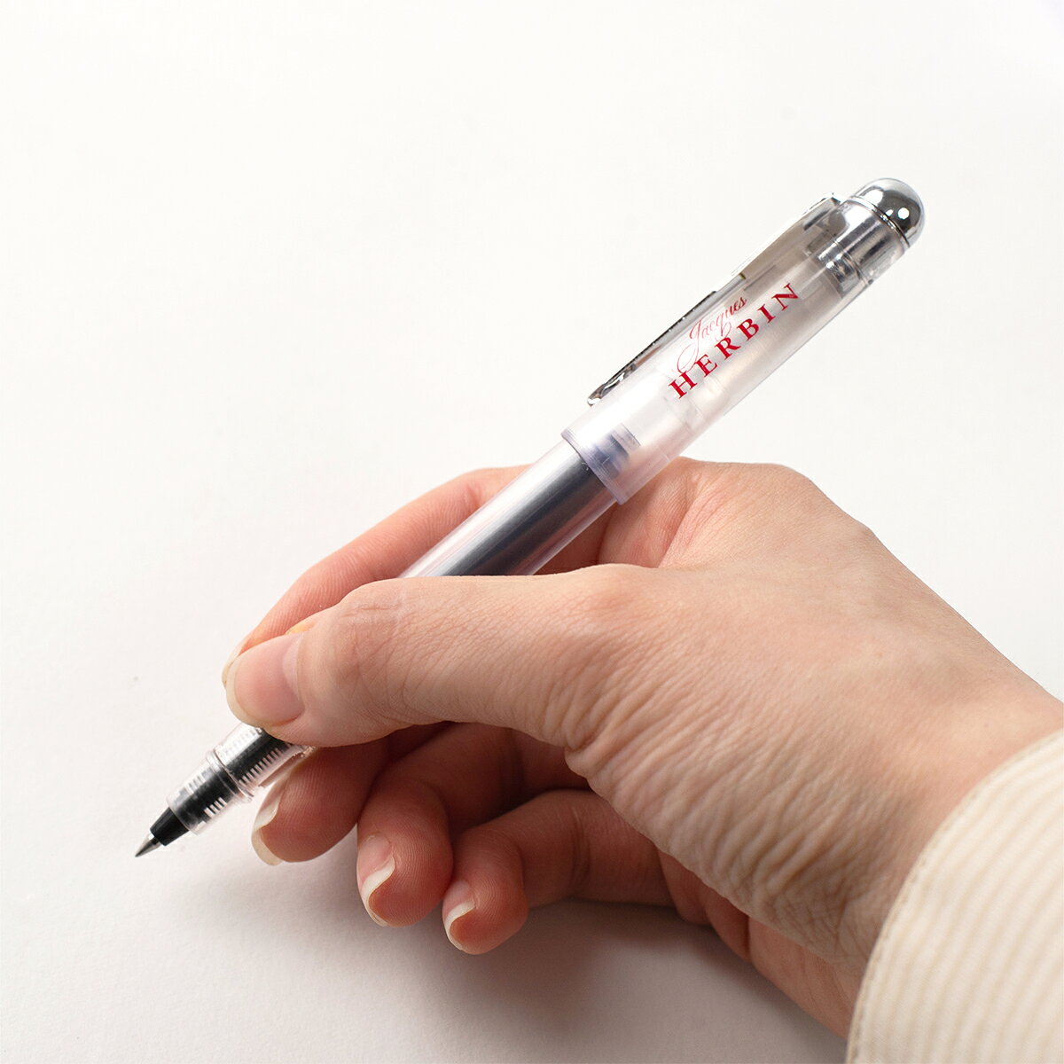 HERBIN （エルバン） カートリッジインク用ペン 約0.5mm スケルトン ボールペン デザイン文具 輸入文具 ステーショナリー デザイン 海外 輸入 ローラーボールペン インクローラーボール 水性ボールペン 万年筆インク カートリッジインク スケルトン 透明軸 海外文具 e-office-10003672 おしゃれ文具専門店イー・オフィス サンプル画像3