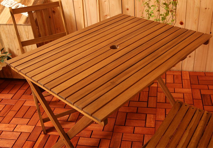 ガーデンテーブル 『 ガーデンテーブル 』折りたたみテーブル 折り畳み式テーブル おりたたみテーブル 庭用テーブル アウトドアテーブル 屋外テーブル ダイニングテーブル カフェテーブル パラソル用の穴 アカシア 木製 折りたたみ通販格安セール情報 楽天 通販