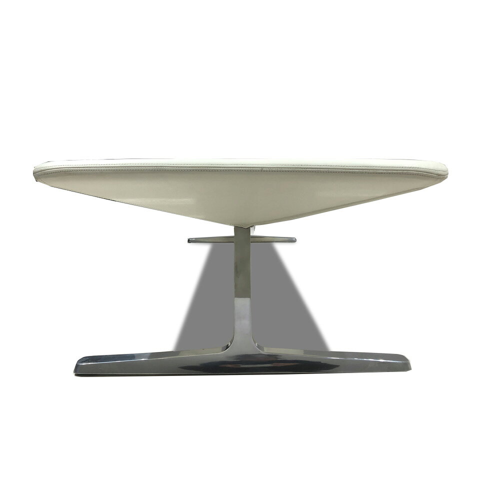 【 中古 】 CASSINA IXC アリアス TT3FLATベンチソファ 本革 高級家具 リユース家具 [2]