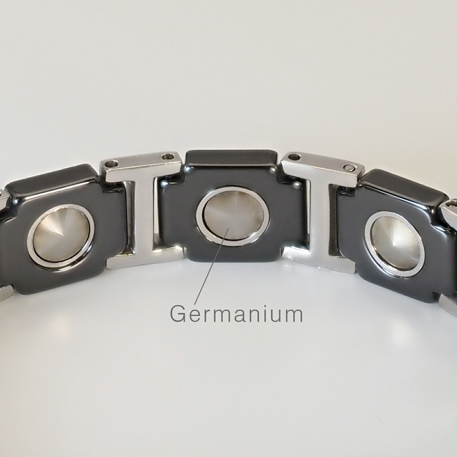 エロヒムの白い光 クリスタル（ハート型） 《リヒトウェーゼン》 [リヒトウェーゼン/LichtWesen/正規輸入品/ドイツ]