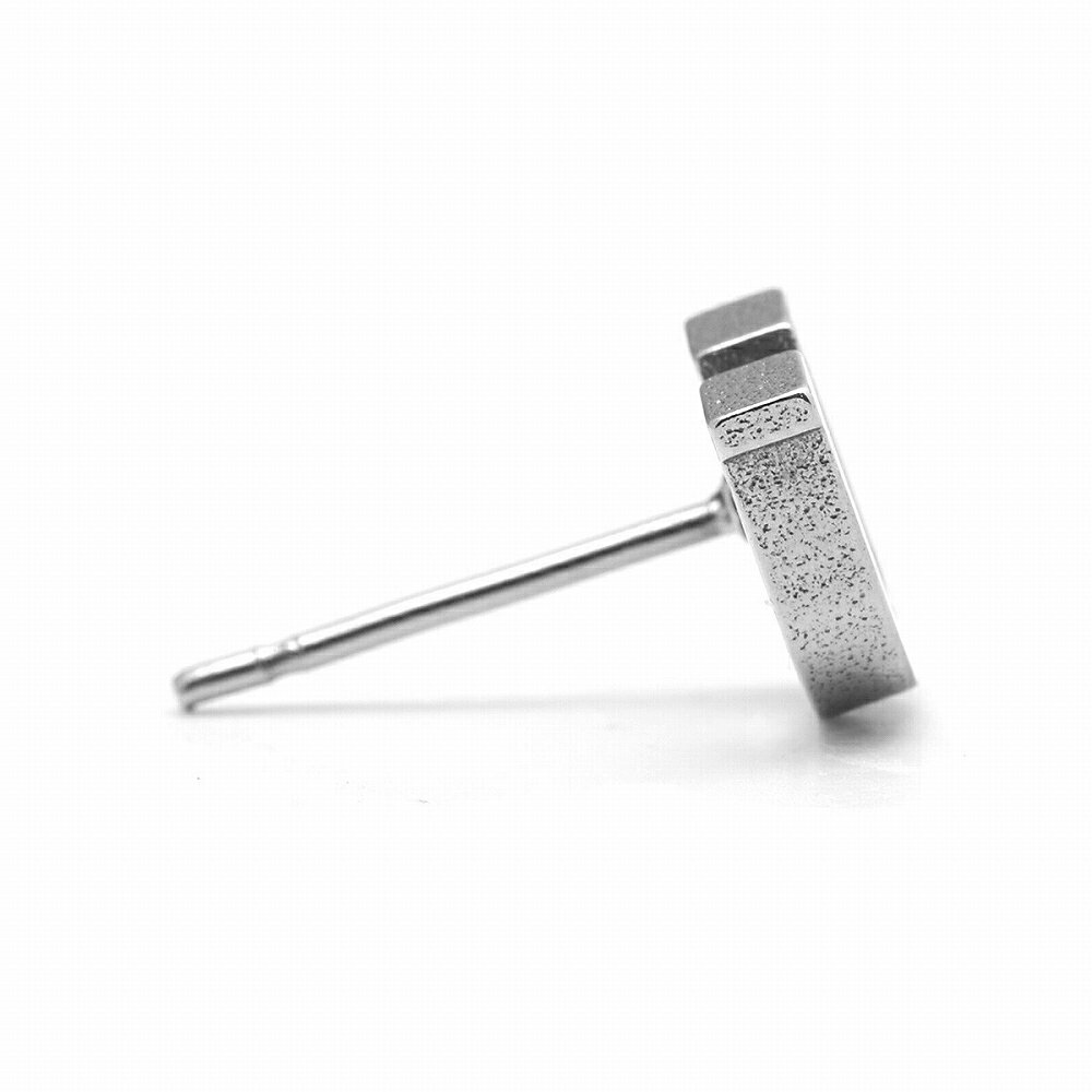 【バラ売り/1個】 ピアス サージカルステンレス U イニシャルのピアス アルファベ...