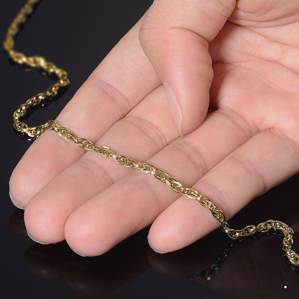 ジュエリー&ネックレス RUBBYのネックレス チェーン サージカルステンレス 316L 金色 角ルーズロープチェーン 幅2.8mm 長さ50cm ゴールドカラー｜ネックレスチェーン チェーンネックレス チェーンのみ だけ 鎖 ステンレス アクセサリー レディース メンズ｜アングル3