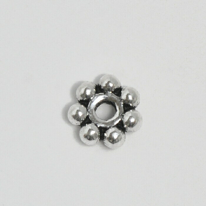 【1個売り】 ビーズパーツ シルバー925 花モチーフ円盤型ビーズ 外径5.2mm 高さ1.7mm 穴径1.2mm スペーサー フラワー|手芸用品 金具 飾り ...