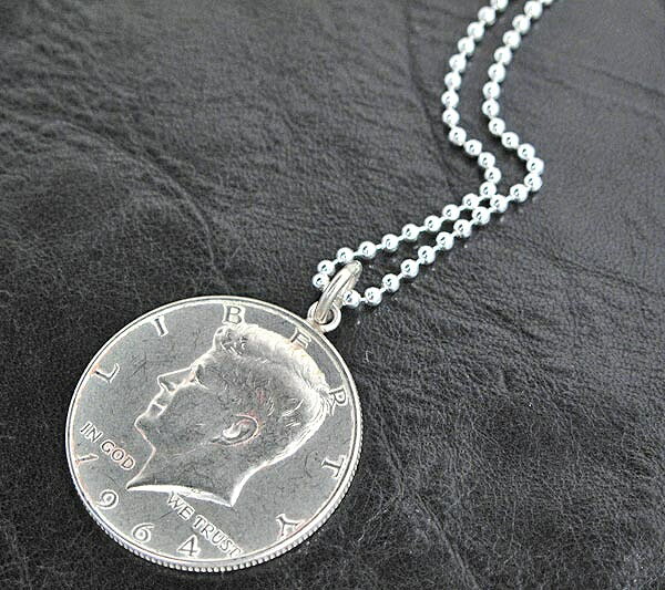 ペンダントトップ シルバー925 アメリカ古銭使用 ケネディー50セント硬貨ペンダント 表面:ケネディー 裏面:大統領の…