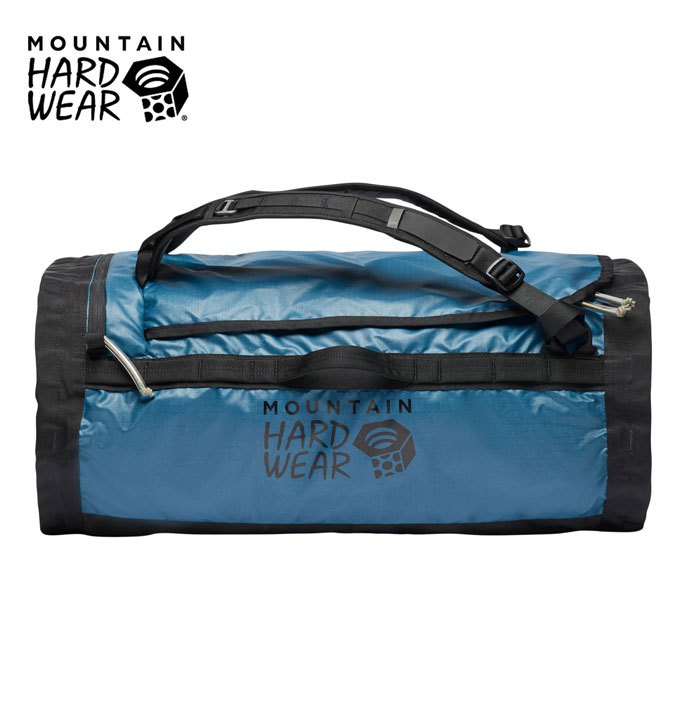 ★Mountain Hardwear マウンテンハードウェア★Camp 4 Duffel 45L キャンプ 4 ダッフル 45L サイドポケットに全体を収納できるパッカブルタイプのユニークなダッフルバッグです。ホールバッグにインスピレーションを得て、タテに自立するようデザインしました。また、両サイドに持ち手が付き、取り外し可能なショルダーハーネスも付属するので、背負うことも肩掛けにすることもできる使い勝手のいい仕様です。ボディ全体に加水分解を起こりにくくした革新的なカーボネートコーティングを施しました。リップストップナイロンのタフさと長期間持続する高撥水性を持ち、キャンプやクライミングなどのアウトドアでも日常でも活躍します。 【素材】：ナイロン、ポリエステル【容量】：45L【重量】：1050 g 【トルソー】：41 cm - 56 cm★詳細★ ●カーボネートコーティングを施した420Dのナイロン ●シューズポケットとして使えるサイドポケットに全体を収納できるパッカブル仕様 ●フラットなベースで自立する設計 ●内部にふたつのジップ式メッシュポケット、大きな外側のジップポケット ●フォームパッド入りのショルダーストラップは取り外しも可能 ●内部圧縮システム ●二重のフロントデイジーチェーン ●リサイクルポリエステルの裏地 ●ショルダーストラップとフロントパネルに反射アクセント ※モニターの見え方により画像の色と実物の色が若干異なる場合がございます。商品説明のため、違うカラーの商品画像を使用している場合がございます。・当店でご購入された商品は、「個人輸入」としての取り扱いになり、アメリカから、あるいは日本の物流倉庫からお客様のもとへ直送されます。・通常の個人輸入の場合は関税、消費税、通関手数料等が別途請求される場合があります。しかし当店では、お客様が安心して購入できるように、当店がそれらの諸経費を支払いますので、別途請求されることはありません。・個人輸入される商品は、すべてご注文者自身の「個人使用・個人消費」が前提となります。ご注文された商品を第三者へ無償で贈答することはできますが、商用目的に転売することは法律で禁止されております。