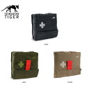 ★Tasmanian Tiger タスマニアンタイガー★ TT IFAK POUCH S ポーチ クイックアクセスシステムを備えたMOLLEシステム応急処置キット。個別に積載するためのループ付きパネルは持ち上げて取り出すことができます。 ・サイズ：15 x 15 x 5cm ・重量：190g ・素材：CORDURA 700 Denier ・引き出し用ループは2色（赤・黒） ・面ファスナーで開閉します。 ・パネルを引き出して個別にロード可能 ・50mmベルトにも使用可能 ・MOLLEシステム ・2つのMOLLEループが必要です - 4つが交差しています ※その他タスマニアンタイガー商品はこちら※ ※モニターの見え方により画像の色と実物の色が若干異なる場合がございます。商品説明のため、違うカラーの商品画像を使用している場合がございます。・当店でご購入された商品は、「個人輸入」としての取り扱いになり、アメリカから、あるいは日本の物流倉庫からお客様のもとへ直送されます。・通常の個人輸入の場合は関税、消費税、通関手数料等が別途請求される場合があります。しかし当店では、お客様が安心して購入できるように、当店がそれらの諸経費を支払いますので、別途請求されることはありません。・個人輸入される商品は、すべてご注文者自身の「個人使用・個人消費」が前提となります。ご注文された商品を第三者へ無償で贈答することはできますが、商用目的に転売することは法律で禁止されております。