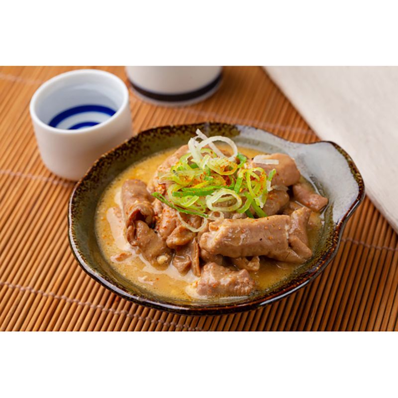 秋田県産豚 やわらか味噌煮込みホルモン (3970033)