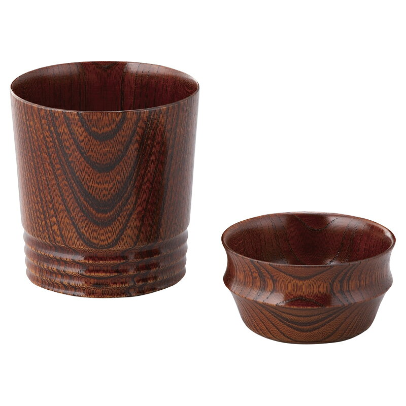 　ギフトサービスについて■商品名:山中塗 欅の酒器揃え 伝承■材質:天然木(欅材)・漆塗装■サイズ:グラス:φ9×9.5cm・ぐい呑み:φ8×4.2cm×各1■単品箱サイズ:15.5×10.5×10cm■単品箱入重量(kg):240g■メーカー品番:26310■原産国:日本■単品形態:化粧箱商品特徴一覧熨斗・ラッピング無料対応、【返礼好適品[Cuore(クオーレ)Vol.17] → テーブルウェア → 漆器】、[2026Cuore]、2026年、令和8年、ギフト、贈り物、内祝い、プレゼント、お返し、出産内祝い、結婚内祝い、快気内祝い、新築・引っ越し内祝い、入学内祝い、4510783026310、通信販売、通販、販売、買う、購入、お店、売っている、ショッピング▼関連商品はこちら。山中塗 欅のグラスペア 伝承 (26303)紀州塗 花舞うさぎ 7.0丸盆 (2205026)紀州塗 花舞うさぎ 12.0長手盆 (2205028)熨斗・ラッピング無料対応【山中塗 欅の酒器揃え 伝承 (26310)】広告文責(有)イースクエアTEL:0120-532-772■商品名:山中塗 欅の酒器揃え 伝承■材質:天然木(欅材)・漆塗装■サイズ:グラス:φ9×9.5cm・ぐい呑み:φ8×4.2cm×各1■単品箱サイズ:15.5×10.5×10cm■単品箱入重量(kg):240g■メーカー品番:26310■原産国:日本■単品形態:化粧箱※お客さま都合による、ご注文後の[キャンセル][変更][返品][交換]はお受けできませんのでご注意下さいませ。※当店では、すべての商品で在庫を持っておりません。記載の納期を必ずご確認ください。※ご注文いただいた場合でもメーカーの[在庫切れ][欠品][廃盤]などの理由で、[記載の納期より発送が遅れる][発送できない]場合がございます。その際は、当店よりご連絡させていただきます。あらかじめご了承ください。※リニューアル等により パッケージ、仕様、セット内容 が変更になる場合がございます。予めご了承下さい。こちらの商品は【お取り寄せ(7〜10営業日以内に発送予定)】となります。あらかじめご了承くださいませ。