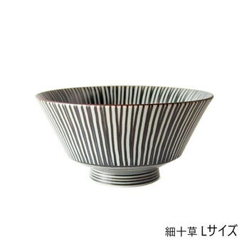 　ギフト対応について　楽天国際配送対象店舗 （海外配送）　Rakuten International Shipping&nbsp;西海陶器 すゑひろ碗 細十草 L 18165いつもの暮らしをより豊かに。【西海陶器 すゑひろ碗 細十草 L 18165】 fk094igrjs 金を磨く際に、木賊(とくさ)の葉で磨くと光沢が増すとして、金を呼ぶ縁起が良い草と言われています。また、木賊のまっすぐに伸びるその姿から成長や繁栄の験担ぎとしてもよく用いられます。こちらはお茶碗や汁椀にぴったりのサイズです。※化粧箱入りです。※ご使用後はなるべく早く洗剤で洗い、充分に乾燥させてから収納してください。※欠けたりヒビが入った商品は、ご使用をお止めください。ケガなどの原因になります。※サイズ・重量・形状・色柄などは、焼成や原料の事情で若干の誤差が生じることがあります。サイズΦ13×高さ6.5cm個装サイズ：15×15×9cm重量約180g個装重量：230g素材・材質磁器仕様容量(※満水の状態):375mlレンジ使用:可 オーブン使用:不可 食器洗浄機使用:可生産国日本 製品詳細 商品名：西海陶器 すゑひろ碗 細十草 L 18165カラー・サイズ名称：1345029JANコード：4965451181653 広告文責 (有)イースクエアTEL:0120-532-772 ※お客さま都合による、ご注文後の[キャンセル][変更][返品][交換]はお受けできませんのでご注意下さいませ。※当店では、すべての商品で在庫を持っておりません。記載の納期を必ずご確認ください。※ご注文いただいた場合でもメーカーの[在庫切れ][欠品][廃盤]などの理由で、[記載の納期より発送が遅れる][発送できない]場合がございます。その際は、当店よりご連絡させていただきます。あらかじめご了承ください。 こちらの商品は【お取り寄せ(14営業日以内に発送予定)】となります。