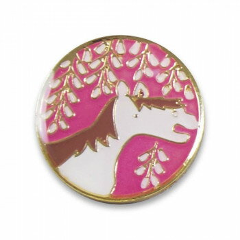 　ギフト対応について　楽天国際配送対象店舗 （海外配送）　Rakuten International Shipping【メール便(定形外郵便)の配送について】※こちらの商品は、[メール便(定形外郵便)]での発送となります。※他商品との同梱された場合は、[宅配便]での発送となり通常の送料が掛かります。※[他商品との同梱][代金引換][配達日時指定]でのご注文をお受けできません。※原則ポスト投函となります。通常の[宅配便]と違い配達までのお時間が掛かる場合があります。&nbsp;羽立工業 グラウンドゴルフ 干支マーカー 午(うま) BH6011-G十二支をモチーフにしたカラフルなマーカー【羽立工業 グラウンドゴルフ 干支マーカー 午(うま) BH6011-G】 fk094igrjs 今年の干支、自分の干支、友達の干支など、好みに合わせて選べます。サイズ約直径2.2cm個装サイズ：4×4×3cm重量個装重量：100g素材・材質スチール仕様マグネット式マーカーホルダーに装着可能(別売)生産国中国 製品詳細 商品名：羽立工業 グラウンドゴルフ 干支マーカー 午(うま) BH6011-Gカラー・サイズ名称：2283823JANコード：4940267534459 広告文責 (有)イースクエアTEL:0120-532-772 ※お客さま都合による、ご注文後の[キャンセル][変更][返品][交換]はお受けできませんのでご注意下さいませ。※当店では、すべての商品で在庫を持っておりません。記載の納期を必ずご確認ください。※ご注文いただいた場合でもメーカーの[在庫切れ][欠品][廃盤]などの理由で、[記載の納期より発送が遅れる][発送できない]場合がございます。その際は、当店よりご連絡させていただきます。あらかじめご了承ください。【メール便(定形外郵便)の配送について】※こちらの商品は、[メール便(定形外郵便)]での発送となります。※他商品との同梱された場合は、[宅配便]での発送となり通常の送料が掛かります。※[他商品との同梱][代金引換][配達日時指定]でのご注文をお受けできません。※原則ポスト投函となります。通常の[宅配便]と違い配達までのお時間が掛かる場合があります。 こちらの商品は【お取り寄せ(14営業日以内に発送予定)】となります。