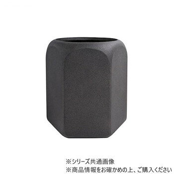 　ギフト対応について　楽天国際配送対象店舗 （海外配送）　Rakuten International Shipping&nbsp;グリーンポット 植木鉢 ソマリ ヘキサゴン エスプレッソ 43.5cm EB-SO0143ES暮らしに馴染む美しさ【グリーンポット 植木鉢 ソマリ ヘキサゴン エスプレッソ 43.5cm EB-SO0143ES】 fk094igrjs 洗練されたデザインで魅せる、暮らしに馴染む美しさ「SOMARI(ソマリ)」です。軽量素材×トレンドのアーチモチーフです。シンプルながらも洗練された柔らかなフォルムが、あらゆる空間に自然と溶け込みます。※ハンドメイドの為、サイズ・色が多少異なる場合がございます。返品交換不可となりますのであらかじめご了承ください。※モニターの設定などにより、実際の商品と色味や素材の見え方が異なる場合がございます。あらかじめご了承ください。※外寸は外側の最大サイズ、内寸は口径サイズを表記しています。※製品により入荷時期によっては誤差が生じる場合がございます。 ※重量・容量は目安としてご参考ください。サイズ外寸:口径φ43.5×H45cm、内寸:口径φ33×H43cm個装サイズ：44×44×45cm重量3.9kg個装重量：3900g素材・材質FRP仕様容量:37L穴あり受け皿なし生産国ベトナム 製品詳細 商品名：グリーンポット 植木鉢 ソマリ ヘキサゴン エスプレッソ 43.5cm EB-SO0143ESカラー・サイズ名称：2320540JANコード：8935078042398 広告文責 (有)イースクエアTEL:0120-532-772 ※お客さま都合による、ご注文後の[キャンセル][変更][返品][交換]はお受けできませんのでご注意下さいませ。※当店では、すべての商品で在庫を持っておりません。記載の納期を必ずご確認ください。※ご注文いただいた場合でもメーカーの[在庫切れ][欠品][廃盤]などの理由で、[記載の納期より発送が遅れる][発送できない]場合がございます。その際は、当店よりご連絡させていただきます。あらかじめご了承ください。 こちらの商品は【お取り寄せ(14営業日以内に発送予定)】となります。