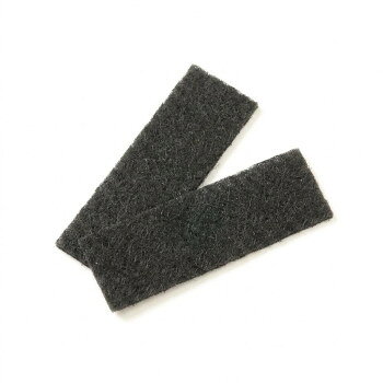 &nbsp;交換用カーボンフェルト(2枚入)専用のフェルト【交換用カーボンフェルト(2枚入)】 fk094igrjs 「有田焼あんぜん線香皿」専用のフェルトです。サイズ100×35mm個装サイズ：95×32×32cm重量個装重量：100g素材・材質燃焼フェルト生産国日本 広告文責 (有)イースクエアTEL:0120-532-772 ※お客さま都合による、ご注文後の[キャンセル][変更][返品][交換]はお受けできませんのでご注意下さいませ。※当店では、すべての商品で在庫を持っておりません。記載の納期を必ずご確認ください。※ご注文いただいた場合でもメーカーの[在庫切れ][欠品][廃盤]などの理由で、[記載の納期より発送が遅れる][発送できない]場合がございます。その際は、当店よりご連絡させていただきます。あらかじめご了承ください。※こちらの商品は【他商品との同梱】ができません。※こちらの商品は【ギフトサービス】をお受けすることができません。 こちらの商品は【お取り寄せ(14営業日以内に発送予定)】となります。