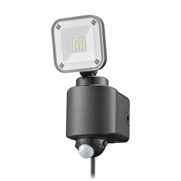 防犯センサーライト1灯(1600lm/昼光色/コンセント式、コード長3m/焦電型赤外線センサー/保護等級IP44) (LS-A160W1)