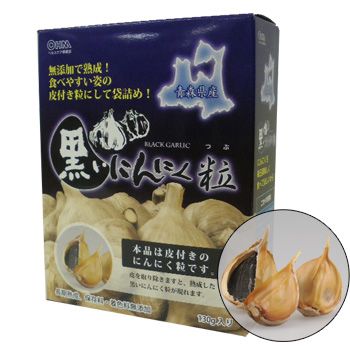 　ギフトサービスについて・商品名: 青森県産 黒いにんにく粒・JANコード: 4971275800076・販売元: (株)オーム電機【特長】●青森県産「福地ホワイト六片」にんにくを長期熟成、皮付きのまま袋詰めしました●甘酸っぱくてやわらかく、ドライフルーツのように食べやすいにんにく粒です●保存料・着色料無添加●「福地ホワイト六片」にんにく約4玉分の黒にんにく粒が入っています●チャック付き袋入り【仕様】■内容量:130g■原材料:にんにく(青森産)■栄養成分表(100gあたり)・エネルギー 176kcal・たんぱく質 6.4g・脂質 0.5g・炭水化物 38.2g・食塩相当量 0.0g[お召し上がり方]皮を剥いて、そのまま1日1〜2片を目安に適量をお召上りください。※本製品は皮付きのにんにく粒です。皮を取り除きますと、熟成した黒いにんにく粒が現れます。※製品の仕様は予告なく変更されることがあります。商品特徴一覧【理美容・健康 → 健康食品】、(株)オーム電機、08-0007、4971275800076、通信販売、通販、販売、買う、購入、お店、売っている、ショッピング【青森県産 黒いにんにく粒】広告文責(有)イースクエアTEL:0120-532-772・商品名: 青森県産 黒いにんにく粒・JANコード: 4971275800076・販売元: (株)オーム電機【特長】●青森県産「福地ホワイト六片」にんにくを長期熟成、皮付きのまま袋詰めしました●甘酸っぱくてやわらかく、ドライフルーツのように食べやすいにんにく粒です●保存料・着色料無添加●「福地ホワイト六片」にんにく約4玉分の黒にんにく粒が入っています●チャック付き袋入り【仕様】■内容量:130g■原材料:にんにく(青森産)■栄養成分表(100gあたり)・エネルギー 176kcal・たんぱく質 6.4g・脂質 0.5g・炭水化物 38.2g・食塩相当量 0.0g[お召し上がり方]皮を剥いて、そのまま1日1〜2片を目安に適量をお召上りください。※本製品は皮付きのにんにく粒です。皮を取り除きますと、熟成した黒いにんにく粒が現れます。※製品の仕様は予告なく変更されることがあります。※お客さま都合による、ご注文後の[キャンセル][変更][返品][交換]はお受けできませんのでご注意下さいませ。※当店では、すべての商品で在庫を持っておりません。記載の納期を必ずご確認ください。※ご注文いただいた場合でもメーカーの[在庫切れ][欠品][廃盤]などの理由で、[記載の納期より発送が遅れる][発送できない]場合がございます。その際は、当店よりご連絡させていただきます。あらかじめご了承ください。※リニューアル等により パッケージ、仕様、セット内容 が変更になる場合がございます。予めご了承下さい。※製品の詳細については、メーカーの製品ページをご覧ください。こちらの商品は【お取り寄せ(5〜7営業日以内に発送予定)】となります。あらかじめご了承くださいませ。