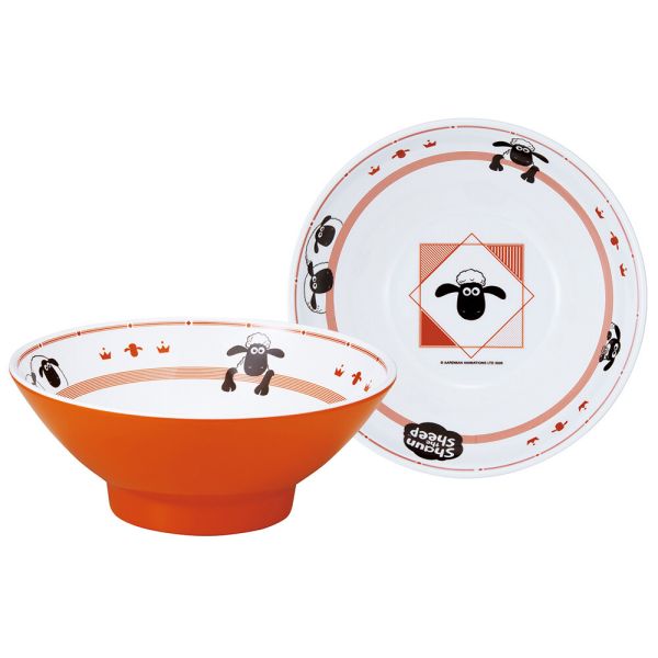 　ギフトサービスについて中国風の柄が可愛い、メラミン樹脂製のラーメン鉢。中華料理を盛りつける器を揃えた「町中華食器」シリーズ。ご自宅で外食気分を楽しむのにぴったり。電子レンジの使用は不可。食洗機で洗える。■サイズ・容量: 約φ205×80mm■生産地:中国■素材・成分:メラミン樹脂■パッケージ:個別箱■商品札:無し商品特徴一覧スケーター(Skater)、750243-MCH8、ひつじのショーン、生活雑貨 → 食器・キッチン → 食器 → 丼・ボウル、スケーター、ひつじのショーン、ラーメン鉢、メラミン製、4973307750243、通信販売、通販、販売、買う、購入、お店、売っている、ショッピング▼関連商品はこちら。ひつじのショーン メラミン製チャーハン皿 スケーターひつじのショーン メラミン製ギョーザ皿 スケーター【ひつじのショーン メラミン製ラーメン鉢 スケーター】広告文責(有)イースクエアTEL:0120-532-772中国風の柄が可愛い、メラミン樹脂製のラーメン鉢。中華料理を盛りつける器を揃えた「町中華食器」シリーズ。ご自宅で外食気分を楽しむのにぴったり。電子レンジの使用は不可。食洗機で洗える。■サイズ・容量: 約φ205×80mm■生産地:中国■素材・成分:メラミン樹脂■パッケージ:個別箱■商品札:無し※お客さま都合による、ご注文後の[キャンセル][変更][返品][交換]はお受けできませんのでご注意下さいませ。※当店では、すべての商品で在庫を持っておりません。記載の納期を必ずご確認ください。※ご注文いただいた場合でもメーカーの[在庫切れ][欠品][廃盤]などの理由で、[記載の納期より発送が遅れる][発送できない]場合がございます。その際は、当店よりご連絡させていただきます。あらかじめご了承ください。※リニューアル等により パッケージ、仕様、セット内容 が変更になる場合がございます。予めご了承下さい。こちらの商品は【お取り寄せ(7〜10営業日以内に発送予定)】となります。あらかじめご了承くださいませ。