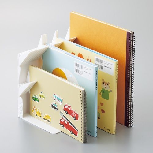 [リヒトラブ] 1冊でも倒れないブックスタンド A4 ホワイト A-3577-0 [キャンセル・変更・返品不可] [3]