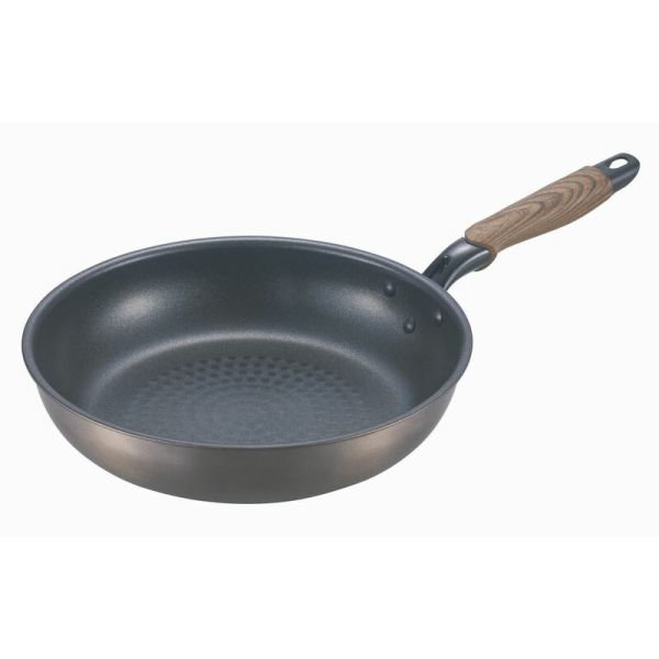 　ギフトサービスについて　楽天国際配送対象店舗 （海外配送）　Rakuten International Shipping●大阪の工場生まれの特許技術「パンテック加工」●底面の凹凸(ステンレス突起部)から放射状に熱が伝わりやすい●しっとりと手になじむ木目調のシリコンハンドル●ガス火・IH対応金属ヘラOK！(角の丸いもの)●ダイキンの「EZ」コートなので、こびりつきにくい。■ブランド名: 竹原製罐■サイズ・容量: 315×510×125mm■生産地:日本■素材・成分:アルミニウム合金商品特徴一覧フライパン、IH、竹原製罐、生活雑貨 → 食器・キッチン → 調理器具 → フライパン、4904676013103、通信販売、通販、販売、買う、購入、お店、売っている、ショッピング▼関連商品はこちら。竹原 PM-419 和楽亭IH玉子焼竹原 PM-420 和楽亭IHフライパン20cm竹原 PM-442 和楽亭IH深型フライパン22cm竹原 PM-426M 和楽亭IHフライパン26cm竹原 PM-427 和楽亭IHフライパン28cm竹原 PM-446 和楽亭IH深型フライパン26cm竹原 PM-448 和楽亭IH深型フライパン28cm竹原 PM-431 和楽亭IHいため鍋30cm【竹原 PM-430 和楽亭IHフライパン30cm】広告文責(有)イースクエアTEL:0120-532-772●大阪の工場生まれの特許技術「パンテック加工」●底面の凹凸(ステンレス突起部)から放射状に熱が伝わりやすい●しっとりと手になじむ木目調のシリコンハンドル●ガス火・IH対応金属ヘラOK！(角の丸いもの)●ダイキンの「EZ」コートなので、こびりつきにくい。■ブランド名: 竹原製罐■サイズ・容量: 315×510×125mm■生産地:日本■素材・成分:アルミニウム合金※お客さま都合による、ご注文後の[キャンセル][変更][返品][交換]はお受けできませんのでご注意下さいませ。※当店では、すべての商品で在庫を持っておりません。記載の納期を必ずご確認ください。※ご注文いただいた場合でもメーカーの[在庫切れ][欠品][廃盤]などの理由で、[記載の納期より発送が遅れる][発送できない]場合がございます。その際は、当店よりご連絡させていただきます。あらかじめご了承ください。※リニューアル等により パッケージ、仕様、セット内容 が変更になる場合がございます。予めご了承下さい。こちらの商品は【お取り寄せ(14営業日以内に発送予定)】となります。あらかじめご了承くださいませ。