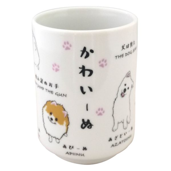 　ギフトサービスについて【マルサン近藤】■サイズ・容量: 7.5x10.5cm 280ML■生産地:日本■素材・成分:磁器★かわいいイヌ柄の寿司湯呑が登場★とてもかわいいデザインになっておりますので毎日のティータイムが楽しくなります。商品特徴一覧マルサン近藤、寿司湯呑、ー、【マルサン近藤】、生活雑貨 → 食器・キッチン → 食器 → 湯のみ、4546410221568、通信販売、通販、販売、買う、購入、お店、売っている、ショッピング▼関連商品はこちら。寿司湯呑 柴いーぬ【寿司湯呑 かわいーぬ】広告文責(有)イースクエアTEL:0120-532-772【マルサン近藤】■サイズ・容量: 7.5x10.5cm 280ML■生産地:日本■素材・成分:磁器★かわいいイヌ柄の寿司湯呑が登場★とてもかわいいデザインになっておりますので毎日のティータイムが楽しくなります。※お客さま都合による、ご注文後の[キャンセル][変更][返品][交換]はお受けできませんのでご注意下さいませ。※当店では、すべての商品で在庫を持っておりません。記載の納期を必ずご確認ください。※ご注文いただいた場合でもメーカーの[在庫切れ][欠品][廃盤]などの理由で、[記載の納期より発送が遅れる][発送できない]場合がございます。その際は、当店よりご連絡させていただきます。あらかじめご了承ください。※リニューアル等により パッケージ、仕様、セット内容 が変更になる場合がございます。予めご了承下さい。こちらの商品は【お取り寄せ(14営業日以内に発送予定)】となります。あらかじめご了承くださいませ。