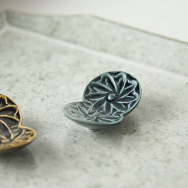 ボタニカル・モチーフ 箸置き ネイビー [キャンセル・変更・返品不可]