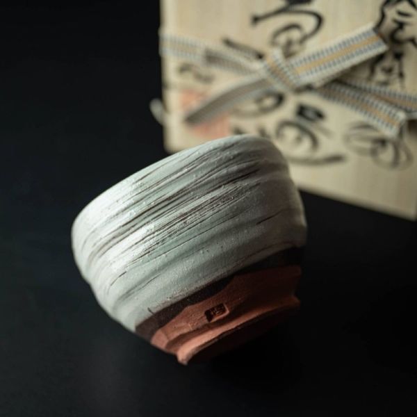 小抹茶? 粉引刷毛目 [木箱入り] [キャンセル・変更・返品不可]