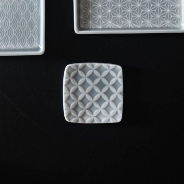 小田陶器 吉祥-kissho- 箸置き 七宝 薄灰