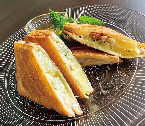 カクセー パニーニテイスト ホットサンドメーカーダブル（シルバー）SC-3127