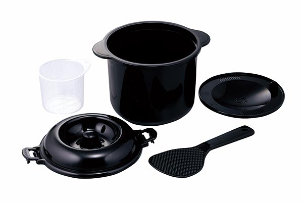 Tools 楽天市場店のカクセー 電子レンジ専用炊飯器 紀州備長炭配合ちびくろちゃん 2合炊き CK-003｜アングル2