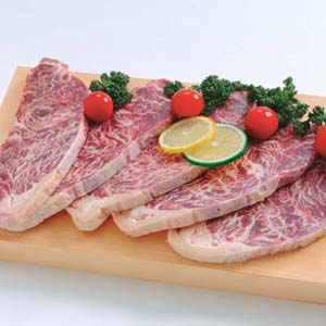 牛サーロインステーキ (脂肪注入成型肉) 120g×5枚(pr)(20831)牛肉 家庭用 おにく ぎゅう肉 ギュウ肉 肉 牛 お肉 冷凍肉 バーベキュー BBQ 業務用