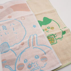 Rakuten - ちいかわ 3重ガーゼハンカチ 34×34cm ほのぼの 学生 女性 子供 プチギフト かわいい 小物雑貨