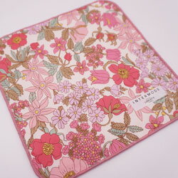 Rakuten - LIBERTY リバティ タオルハンカチ レディース 合わせタオル 花柄 20×20cm ビジネス 学生 女性 婦人 ブランド 御礼お返し プチギフト プレゼント好適品