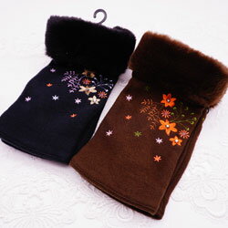 指先なし 手袋 レディース ELLE フェイクファー フラワー刺繍 フリーサイズ(21-22cm)日本製 指先なし 手袋 レディース ELLE フェイクファー フラワー刺繍 フリーサイズ(21-22cm)日本製