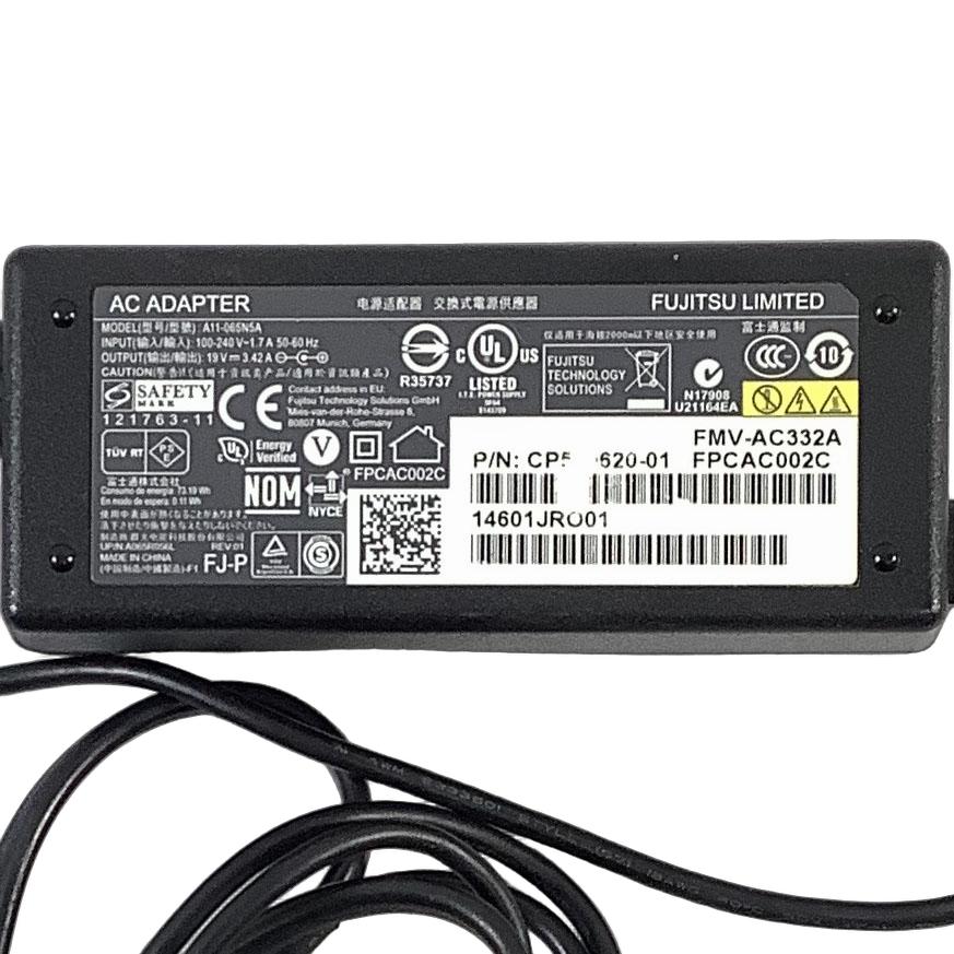 R258-FUJITSU LIMITED AC �����ץ��� 1�� FUJITSU �Ρ��ȥѥ��������Ÿ� ����:A11-065N5A ͢��:100V-240V~1.7A 50-60Hz ͢��:19V---3.42A �����ư���ʡ�