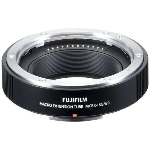 富士フイルム MCEX-18G-WR マクロエクステンションチューブ 18mm発売日：2018年5月下旬●「GFXシリーズ」用交換レンズ「GFレンズ」のアクセサリー。●カメラボディと交換レンズの間に装着することで、高い撮影倍率でマクロ撮影が可能となります。(全長約18mm)【仕様】外形寸法　最大径×鏡筒長：約φ82mm×18mm質量：約170g（レンズキャップ含まず）付属品：ボディーキャップ BCP-002、レンズリアキャップ RLCP-002