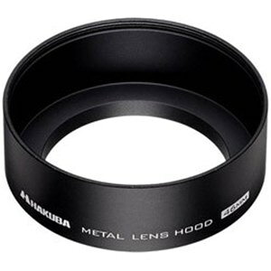 ハクバ KMH46 メタルレンズフード 46mm発売日：2016年2月19日高強度6000系アルミニウム合金製レンズフードです。●50mm標準レンズ(35mm判の場合)に対応するレンズフードです。●メタルレンズフードは高強度6000系アルミニウム合金(強度・耐食性に優れるため建築用サッシなどに使われる材質)を、高精度の切削加工で作り上げたレンズフードです。●内側には内面反射を防止するマット塗装と遮光線の処理をしています。●フード先端部のネジ径に合わせてレンズキャップやフィルターを装着したり、フードを連結して望遠レンズに対応させることができます。●レンズフードには直射光をカットしフレアやゴーストの発生を抑制する効果があるほか、レンズ面への外部からの接触を防ぐ役割もあります。