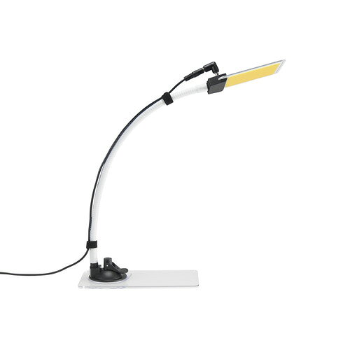 ヤザワ DL05WH どこでもライト 吸盤フレキ LED 昼白色 アーム長：400mm ホワイト●COBパネルを使用したどこでもライト広い発光面が特長の光源・COBパネルを使用した「どこでも」使えるライトです。●適合規格　LEDスタンド照度JIS：AA規格●付属の吸着型の「ジェルライトフィルター」を発光面に貼るだけで、色温度5000Kの昼白色から3000Kの電球色に変えられます。●吸盤の空気漏れを防ぐ吸着型シート（マジックプレート）を付属&nbsp;【仕様】サイズ：パネルライト：約W110×H128×D17.5（パネル部：D5）、アーム＋吸盤：約W68×H430×D68、アクリル台座：約W200×H100×D5mm重量：約535g（アダプタ調光スイッチ・L字プラグ・アクリル台座含む）光源：COB LED（交換不可）光源色：昼白色（フィルターで電球色に変更可）色温度：5000K（フィルターで3000Kに変更可）演色性：93Ra（高演色タイプ）器具光束：約1500lm照度：約1400lux（30cm直下）定格電圧：AC100〜240V消費電力：15.3W点灯スイッチ：中間スイッチコード長さ：2.8m（調光電源スイッチ含む）アーム色：白付属品：アダプタ調光電源スイッチ、ジェルライトフィルター、アクリル台座、マジックプレート、L字プラグ、コード留め×2