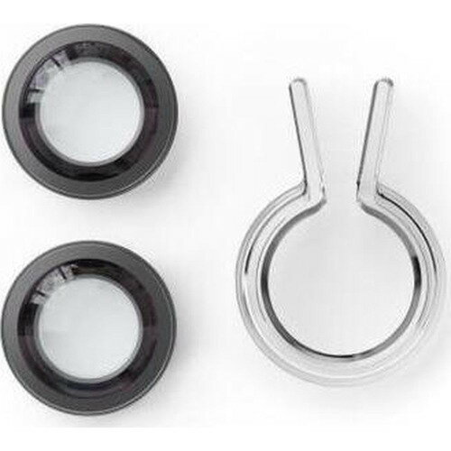 GoPro AMCOV-001 MAX2用レンズ交換キット 発売日：2025年12月26日●ひねるだけでMAX2のレンズを交換MAX2のレンズを交換できるキット。レンズの破損を心配することなく冒険に集中できます。交換用レンズが2枚付属しており、レンズが破損したり傷ついたりした場合に付け替えるだけ。カメラ本体を取り替える必要はありません。撥水コーティングが施された頑丈な光学ガラス製で、MAX2の耐久性がしっかりと保たれます。レンズに直接触れずに簡単に交換できる、専用ツールも付属しています。&nbsp;【仕様】対応製品：MAX2360度カメラ本体ではなく、破損したレンズだけを簡単に付け替え可能：製品内容：交換用レンズ2枚、取り付け用の交換ツール、マイクロファイバーレンズクロス
