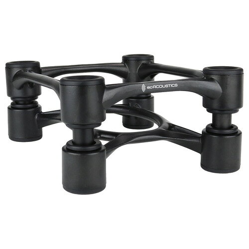 IsoAcoustics ISO-APRT-2-B スピーカースタンド +-6.5度の仰角調整が可能 2個 ペア ブラック発売日：2026年7月3日●デスクトップ環境向けに最適化Aperta は、IsoAcoustics の特許(US Patent No. 9、920、811)取得済み方向性アイソレーション技術をデスクトップ環境向けに最適化。アルミニウム構造体の内部に組み込まれたアイソレーターが、設置面からの不要なエネルギー反射を効果的に低減します。●独自の角度調整メカニズム独自の角度調整メカニズムにより、リスニングポジションに合わせた +-6.5度の仰角調整が可能。音軸をリスナーの耳の高さに正確に合わせることで、周波数特性とサウンドステージを最適化します。&nbsp;【仕様】最大耐荷重：15.9 kg / 1台数量：2個 (ペア)サイズ (幅 x 奥行 x 高さ)：155 x 190 x 76 mm構造：アルミニウム角度調整：+-6.5度付属品：なし