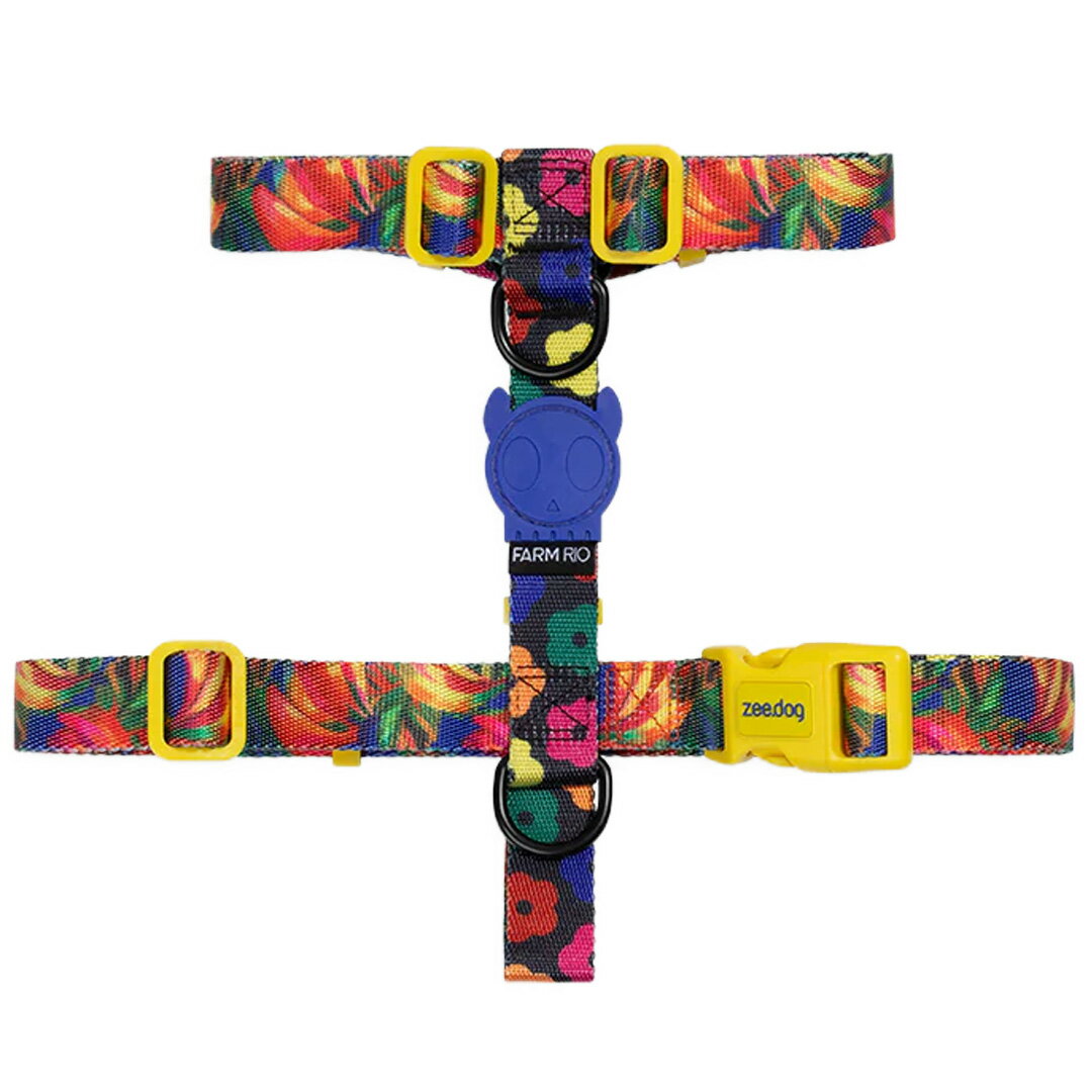 FARM RIO FARM RIOはzee.dogと同じ、ブラジル発信の最新ファッションブランドで、ブラジルの伝統的な色彩と彼ら独自のデザインパターンを融合させることで常に流行を創り続けています。そのコンセプトはzee.dogの方向性にとて...