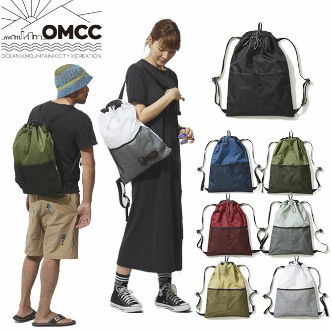 OMCC（オーエムシーシー）とは Ocean × Mountain × City × Creation 海（OCEAN）、山（MOUNTAIN）、街（CITY）で遊ぶときに使って便利なアイテム、楽しいアイテム、そして一味違うオリジナルなアイテムをコンセプトに企画、デザインしているブランド。 小さいころ、誰もが一度は持った経験があるナップサックをスタイルアップ！ 素材には軽量で強度が高く、撥水性にも優れているリップストップナイロンを採用し、内側の吊るしポケットにバッグ本体を手のひらサイズに小さく収納できるパッカブルタイプにしたことで、旅行先のバッグとしてもピッタリ！ もちろん、デイリー使いやアウトドア、フェスなどでも大活躍するアイテムです！ 素材 ナイロン100% サイズ H510mm x W380mm 注意事項 ※摩擦により色落ち、色移りする場合が御座います。 ※白や淡色系の物と触れていると色移りする場合が御座います。 ※火気や熱に触れると燃えたり溶けたりする場合が御座います。 ※撥水処理は行っていますが使用状況により能力が低下し水が浸み込む場合が御座います。 ※洗濯をすると色落ちする恐れがありますのでお控え下さい。 ※水や汚れが付いた場合は乾いた布で軽く拭き取るようにして下さい。 ※ご覧いただいているモニターやOS、ブラウザ等の違いによっては多少お色見が異なって見える可能性がございます。予めご了承ください。 ※掲載商品は複数店舗で在庫を共有している商品も御座います。 在庫数の更新は随時行っておりますが、タイミングにより在庫にずれが生じることがございます。 そのためサイトよりご注文を頂いた時点で稀に他店舗にて完売しており、欠品してしまう場合が御座います。 在庫管理は出来る限り迅速な更新を心がけておりますが、万が一欠品の際はご了承下さい。 他のモールと併用販売しております 売り切れる場合もございます。 予め、ご了承お願いいたします。 ご不明な点はご遠慮なくお問い合わせください。