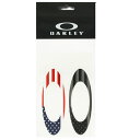 Oakley 5.5" USA Flag Sticker Pack 211-060-001 セット内容(1パック) ・ロゴ文字なし 各カラー ×1 (アメリカ国旗/ブラックグレーアメリカ国旗) サイズ　 ・ロゴ文字なし 約4.4m×約12.7cm ※若干の誤差はございます。