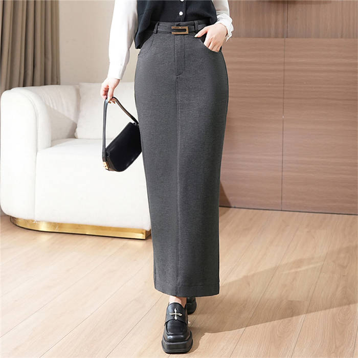 Colletto Favaのタイトスカート スカート ロング 秋冬 スリットスカート ロングスカート タイト スカート バックスリット 無地 ロング マキシ 秋 冬 春 ボトムス ストレッチ ハイウエスト フォーマル 体型カバー 着回し 着痩せ 通勤 オフィス 上品 きれいめ フェミニン 定番 送料無料｜アングル2
