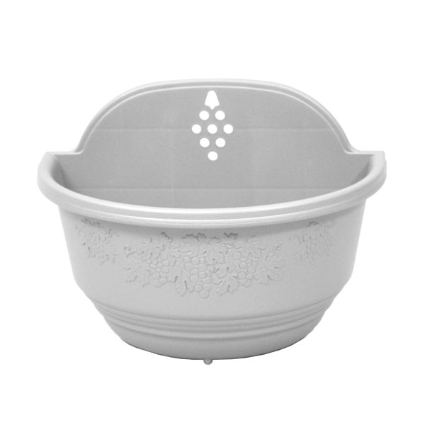 おしゃれなぶどう柄のレリーフプランター。便利なスノコ・ポリ栓付き。置いても使える足付き。材質/ ポリプロピレン 資源の有効利用や環境汚染防止のため、リサイクル原料を使用しています。リサイクル原料の性質上、商品カラーが多少異なる場合がございます。サイズ280×175×205mm スタッキングサイズ55mm土容量2.5L検索ワード：鉢 プラスチック 壁掛け ぶどう柄 ガーデニング プランター レリーフプランター ブドウ柄 プランター 軽い