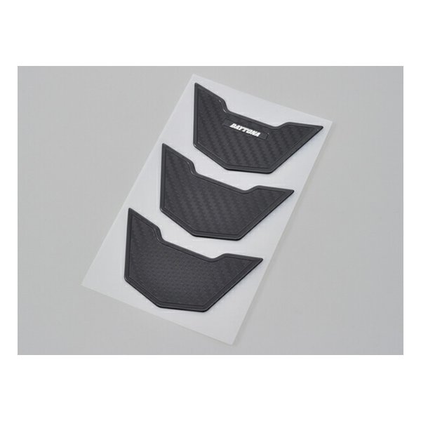 Rakuten - 【20日は24時間限定クーポン配布】DAYTONA デイトナタンクパッド プロテクタ タンクパッド 軟質エンブレム カーボンルック D98466(2456905)代引不可 送料無料