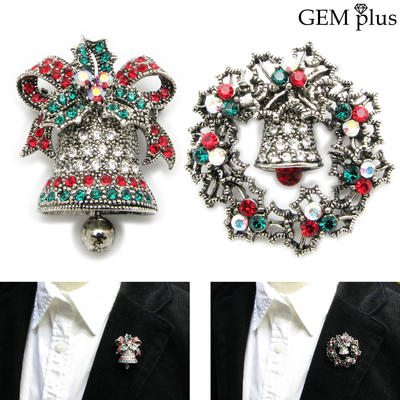 ブローチ クリスマス リース ベル ラペルピン ピンブローチ リボン メンズ レディース 結婚式 GEM plus KS47002