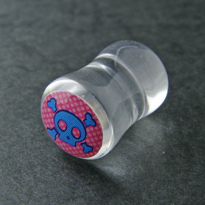 Rakuten - ボディピアス ポップ スカルWフレア アクリルプラグ 0G ピンクチェック＆ブルー クリアベース AP033-0G【ボディーピアス】