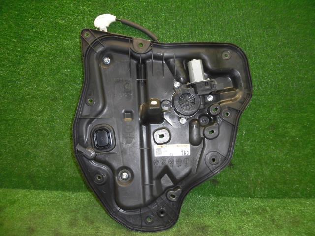 【中古】　マツダ　デミオ　DJ5FS　左リア　ドア　レギュレーター　左後ろ　助手席側　DJ3AS　DJ5AS　パワーウィンドウ　レギュレータ　モーター